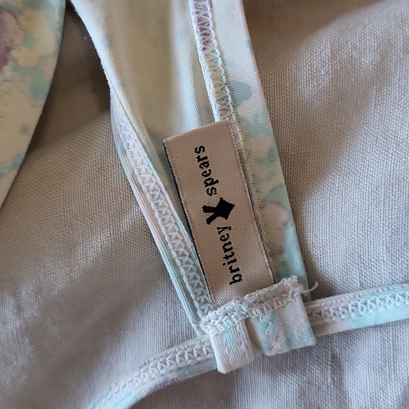 Britney Spears bikini top, size XL - Picture 4 of 4